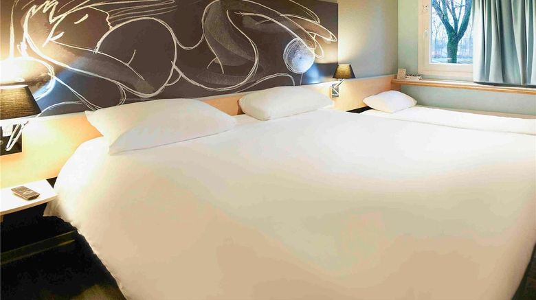<b>Ibis Hotel Bourg-en-Bresse Room</b>. Images powered by <a href="https://iceportal.shijigroup.com/" title="IcePortal" target="_blank">IcePortal</a>.