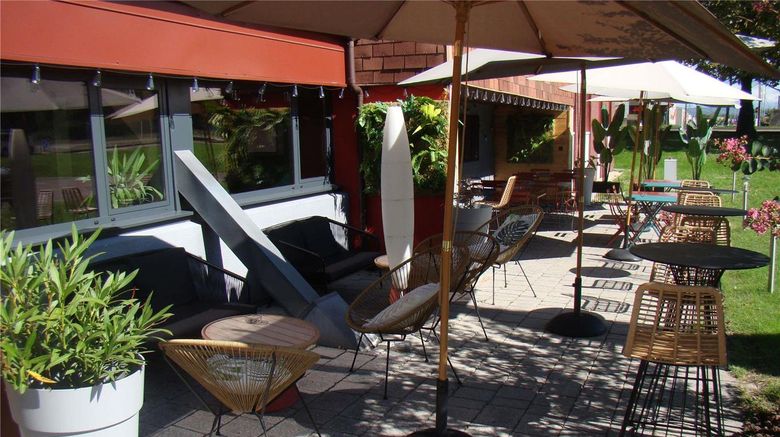 <b>Ibis Hotel Bourg-en-Bresse Exterior</b>. Images powered by <a href="https://iceportal.shijigroup.com/" title="IcePortal" target="_blank">IcePortal</a>.