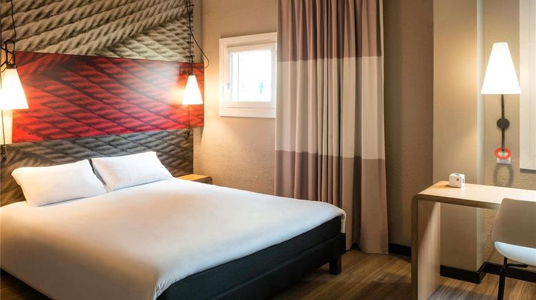 <b>Ibis Hotel Bourg-en-Bresse Room</b>. Images powered by <a href="https://iceportal.shijigroup.com/" title="IcePortal" target="_blank">IcePortal</a>.