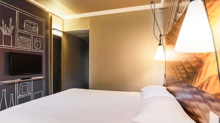 ibis Carcassonne East La Cite Room