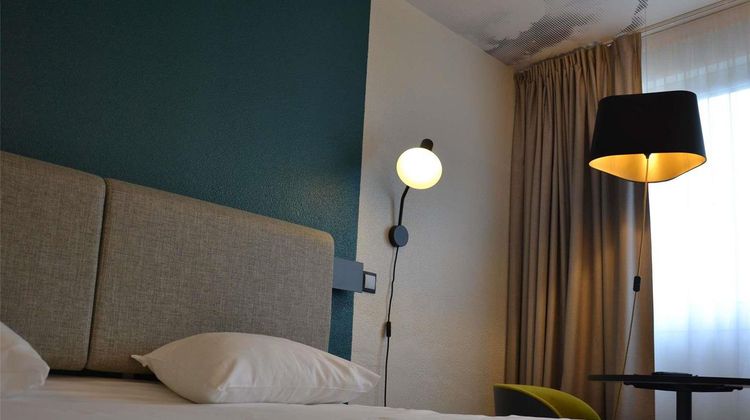 Ibis Hotel Chambery Room