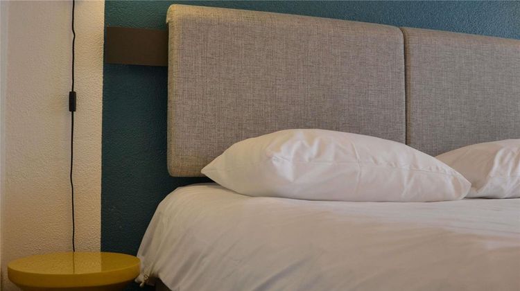 Ibis Hotel Chambery Room