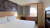 Ibis Hotel Chatellerault Room