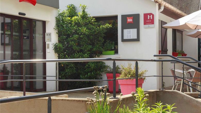 <b>Hotel Ibis Dieppe Val Druel Exterior</b>. Images powered by <a href="https://iceportal.shijigroup.com/" title="IcePortal" target="_blank">IcePortal</a>.