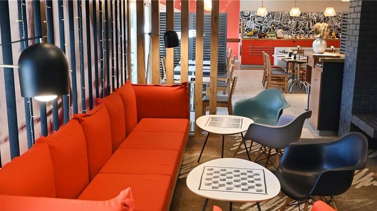 Ibis Laval Le Relais D'Armor Meeting