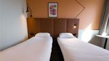 Ibis Lyon Est Bron Room