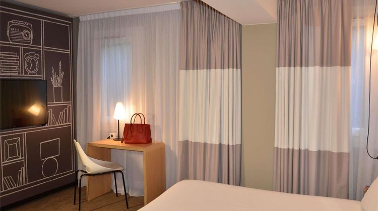 Ibis Hotel Melun Room
