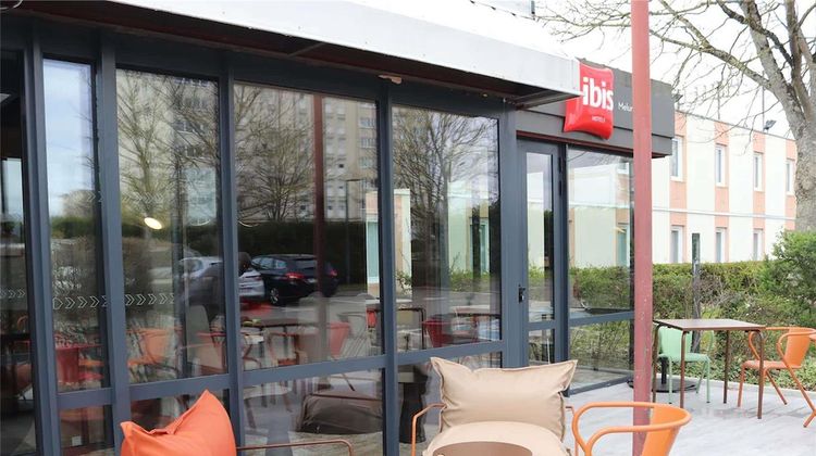 Ibis Hotel Melun Exterior