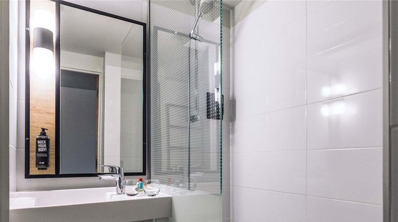 <b>Ibis Metz Centre Cathedrale Room</b>. Images powered by <a href="https://iceportal.shijigroup.com/" title="IcePortal" target="_blank">IcePortal</a>.