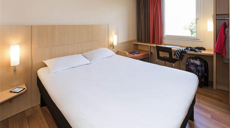 Ibis Hotel Montbeliard Room