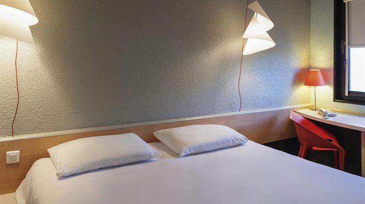Ibis Hotel Moulins Sud Room