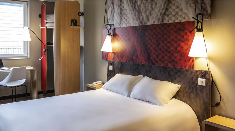 Ibis Hotel Moulins Sud Room