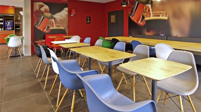 Ibis Hotel Moulins Sud Exterior. Images powered by <a href="https://iceportal.shijigroup.com" target="_blank" rel="noopener">Ice Portal</a>.