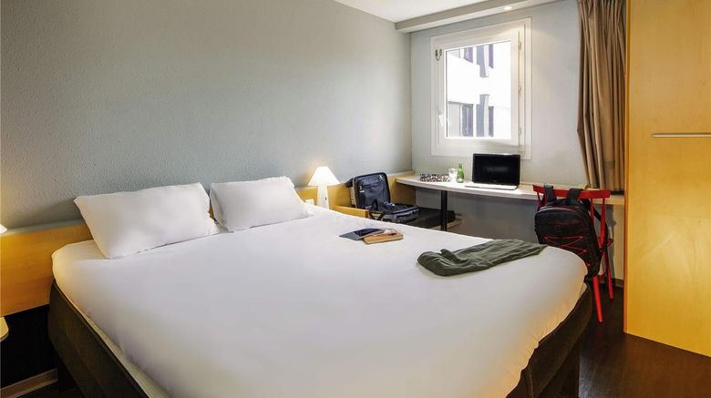 <b>Hotel Ibis Mulhouse Ile Napoleon Room</b>. Images powered by <a href="https://iceportal.shijigroup.com/" title="IcePortal" target="_blank">IcePortal</a>.