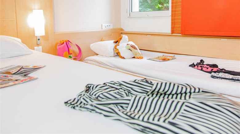 <b>Hotel Ibis Mulhouse Ile Napoleon Room</b>. Images powered by <a href="https://iceportal.shijigroup.com/" title="IcePortal" target="_blank">IcePortal</a>.