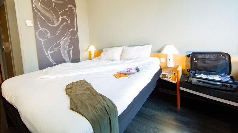 <b>Hotel Ibis Mulhouse Ile Napoleon Room</b>. Images powered by <a href="https://iceportal.shijigroup.com/" title="IcePortal" target="_blank">IcePortal</a>.