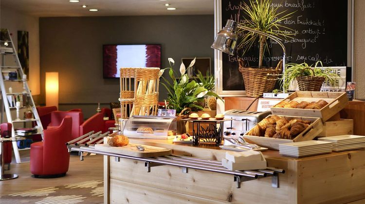 Ibis Hotel Nemours Restaurant