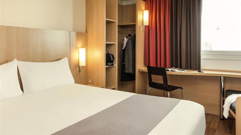 <b>Ibis Hotel Paris Bagnolet Room</b>. Images powered by <a href="https://iceportal.shijigroup.com/" title="IcePortal" target="_blank">IcePortal</a>.