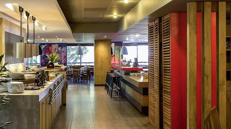 <b>Ibis Paris Porte d'Italie Restaurant</b>. Images powered by <a href="https://iceportal.shijigroup.com/" title="IcePortal" target="_blank">IcePortal</a>.