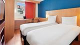 Hotel Ibis Paris Porte d'Orleans Room