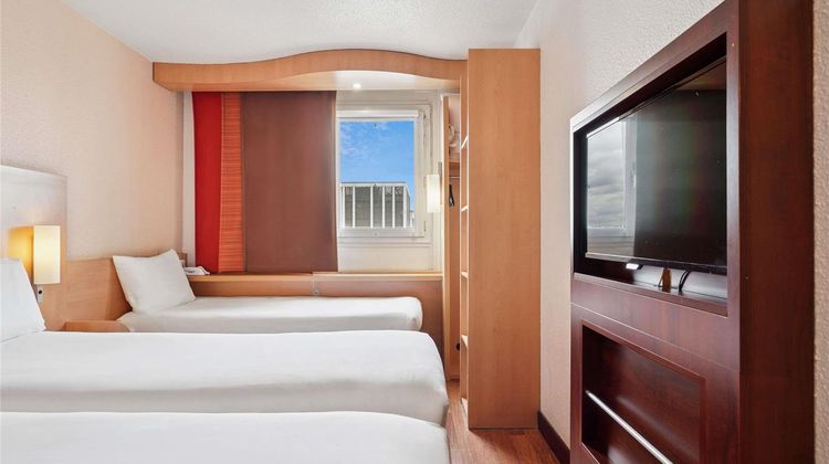 Hotel Ibis Paris Porte d'Orleans Room