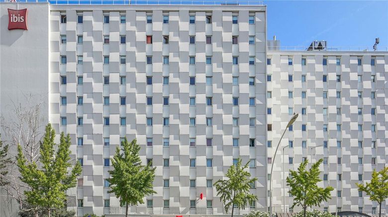 <b>Hotel Ibis Paris Porte d'Orleans Exterior</b>. Images powered by <a href="https://iceportal.shijigroup.com/" title="IcePortal" target="_blank">IcePortal</a>.