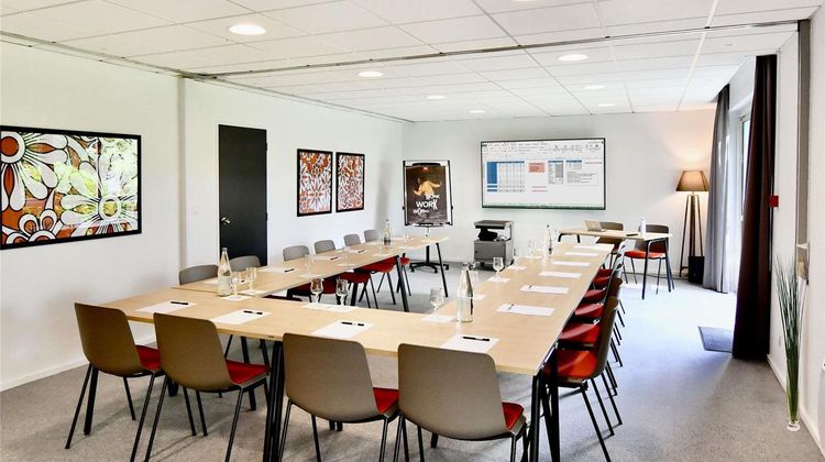 Ibis Quimper Nord Meeting