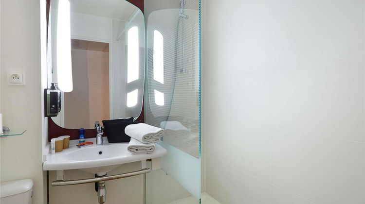 Ibis Sallanches Room