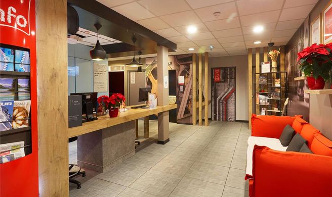 Ibis Sallanches Exterior