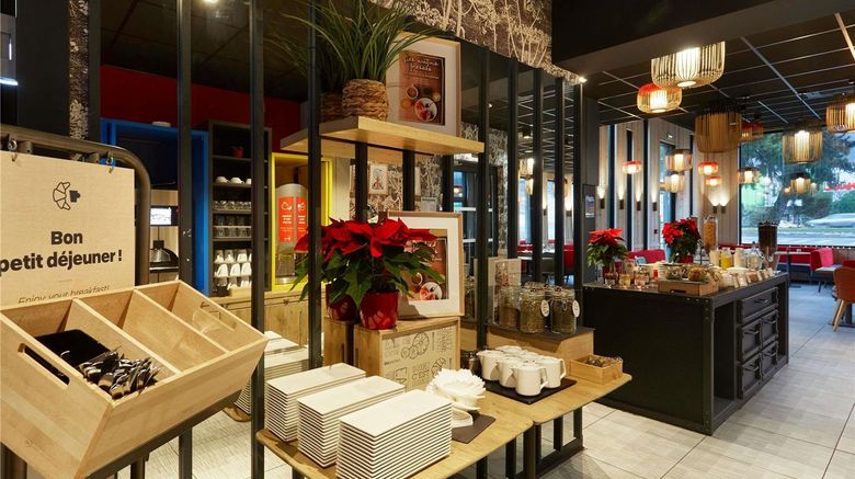 <b>Ibis Sallanches Restaurant</b>. Images powered by <a href="https://iceportal.shijigroup.com/" title="IcePortal" target="_blank">IcePortal</a>.