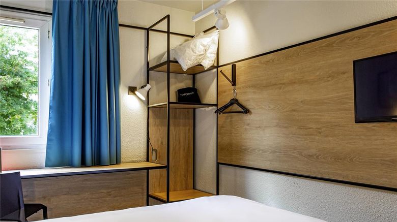 <b>Ibis Hotel Tours Sud Room</b>. Images powered by <a href="https://iceportal.shijigroup.com/" title="IcePortal" target="_blank">IcePortal</a>.