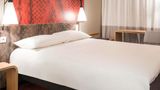 Ibis Hotel Villefranche sur Saone Room