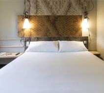Ibis Hotel Tilburg Room