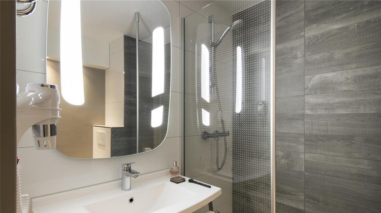 Ibis Hotel Tilburg Room