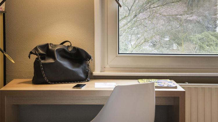 Ibis Hotel Tilburg Room