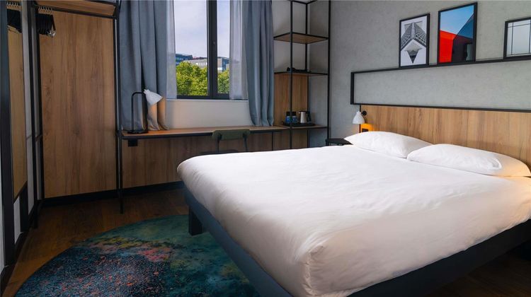Ibis Hotel Tilburg Room