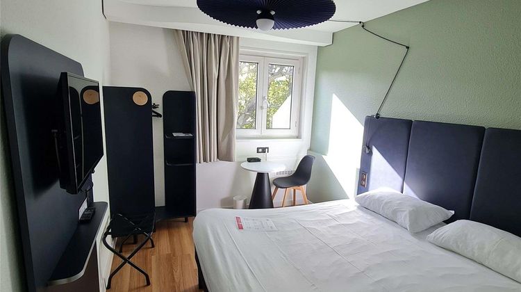 Ibis de Vannes Room