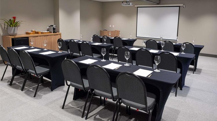 Mercure Apartments Curitiba Golden Meeting