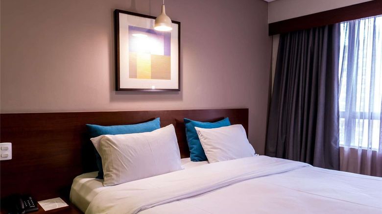 <b>Mercure Apartments Curitiba Golden Room</b>. Images powered by <a href="https://iceportal.shijigroup.com/" title="IcePortal" target="_blank">IcePortal</a>.