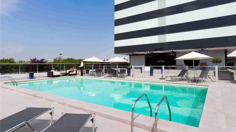 <b>Pullman Bordeaux LAC Exterior</b>. Images powered by <a href="https://iceportal.shijigroup.com/" title="IcePortal" target="_blank">IcePortal</a>.