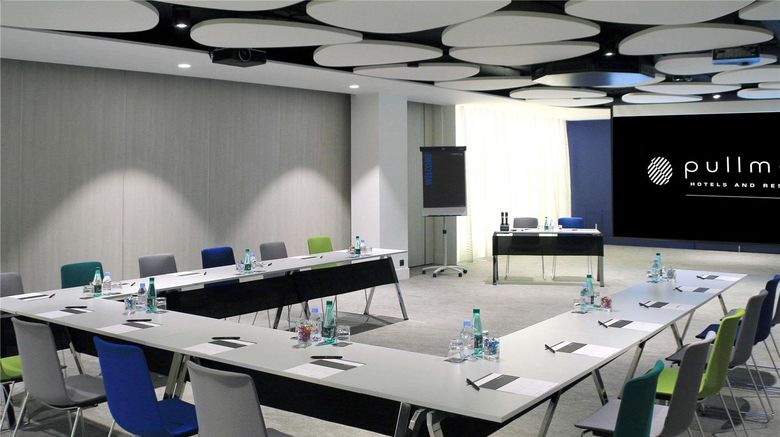 <b>Pullman Bordeaux LAC Meeting</b>. Images powered by <a href="https://iceportal.shijigroup.com/" title="IcePortal" target="_blank">IcePortal</a>.