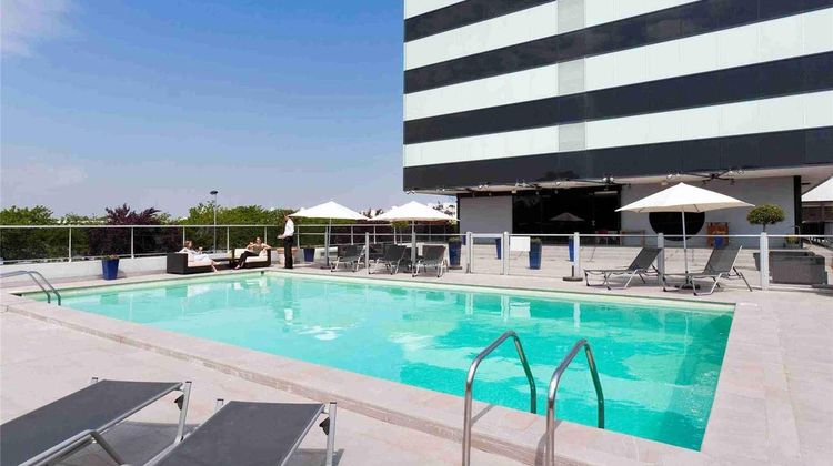 Pullman Bordeaux LAC Exterior
