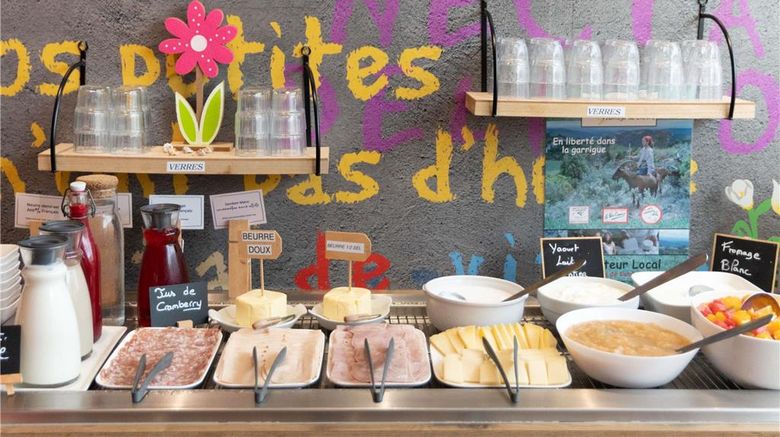 <b>Ibis Hotel Narbonne Restaurant</b>. Images powered by <a href="https://iceportal.shijigroup.com/" title="IcePortal" target="_blank">IcePortal</a>.