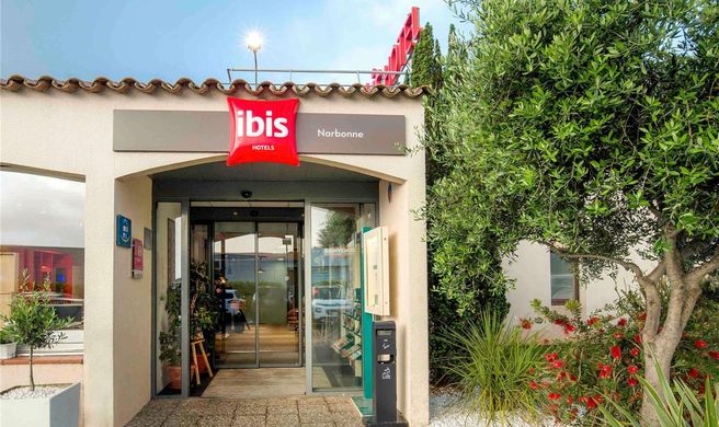 Ibis Hotel Narbonne Exterior