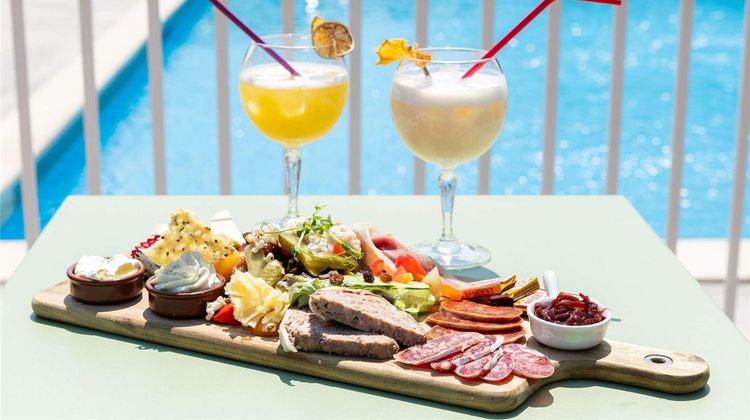 Ibis Beziers Est Mediterranee Restaurant