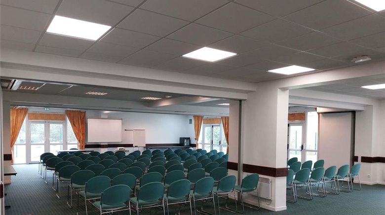 <b>Ibis Hotel Meeting</b>. Images powered by <a href="https://iceportal.shijigroup.com/" title="IcePortal" target="_blank">IcePortal</a>.