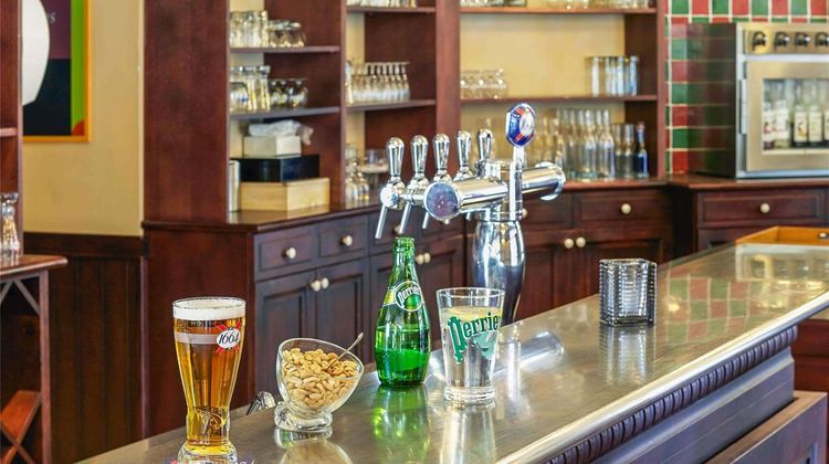 Ibis Chartres Ouest Luce Exterior