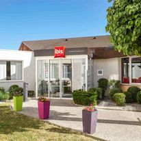 Ibis Chartres Ouest Luce