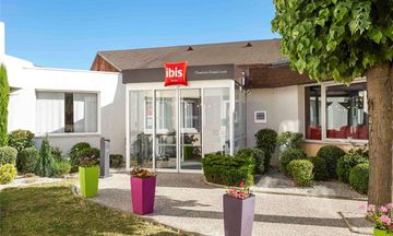 Ibis Chartres Ouest Luce