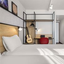 Ibis Chartres Ouest Luce